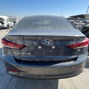 ريش مكيف طرف يمين هونداي إلينترا 2018