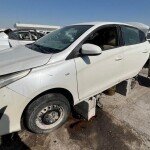 زجاج خلفي  تويوتا يارس 2018