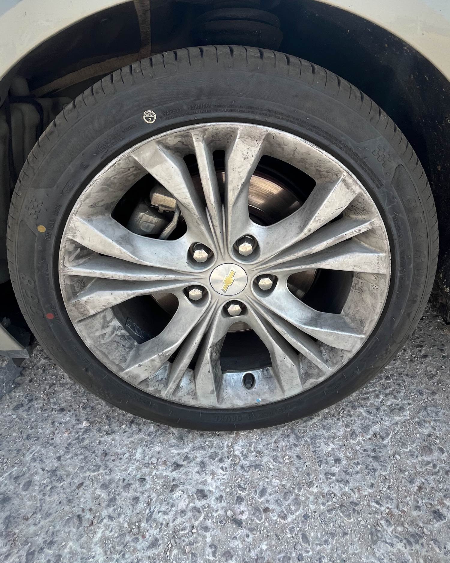 جنط أمامي (يسار)