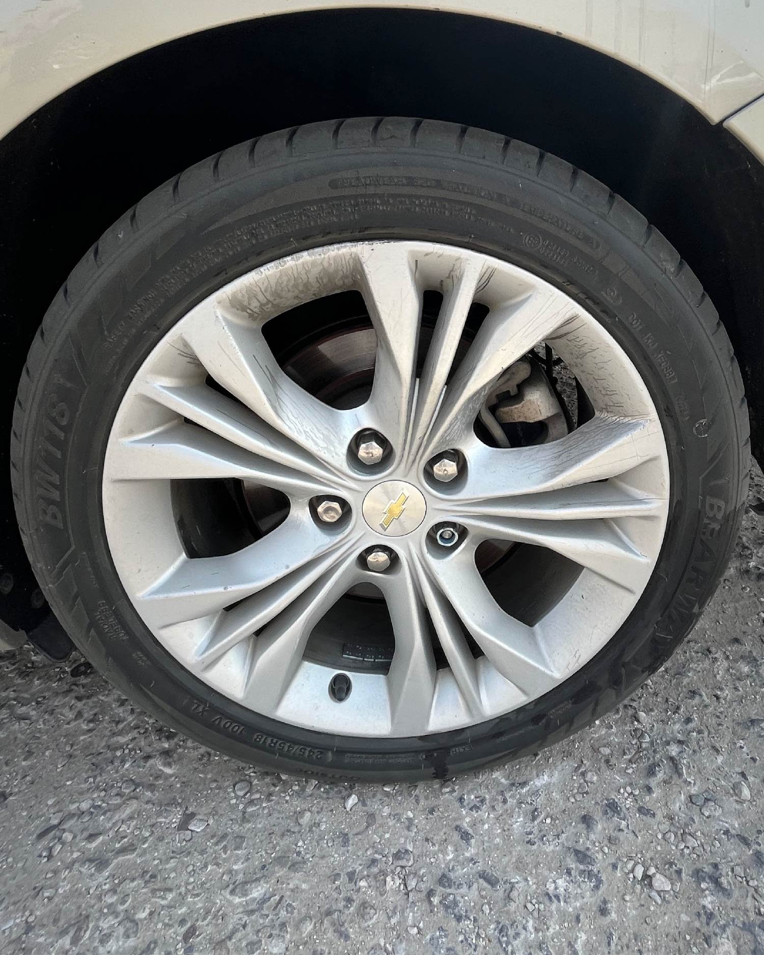 جنط خلفي (يسار)