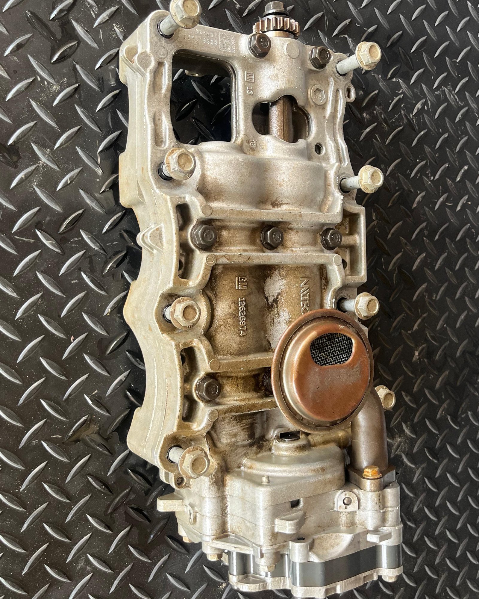 طرمبة زيت مكينة