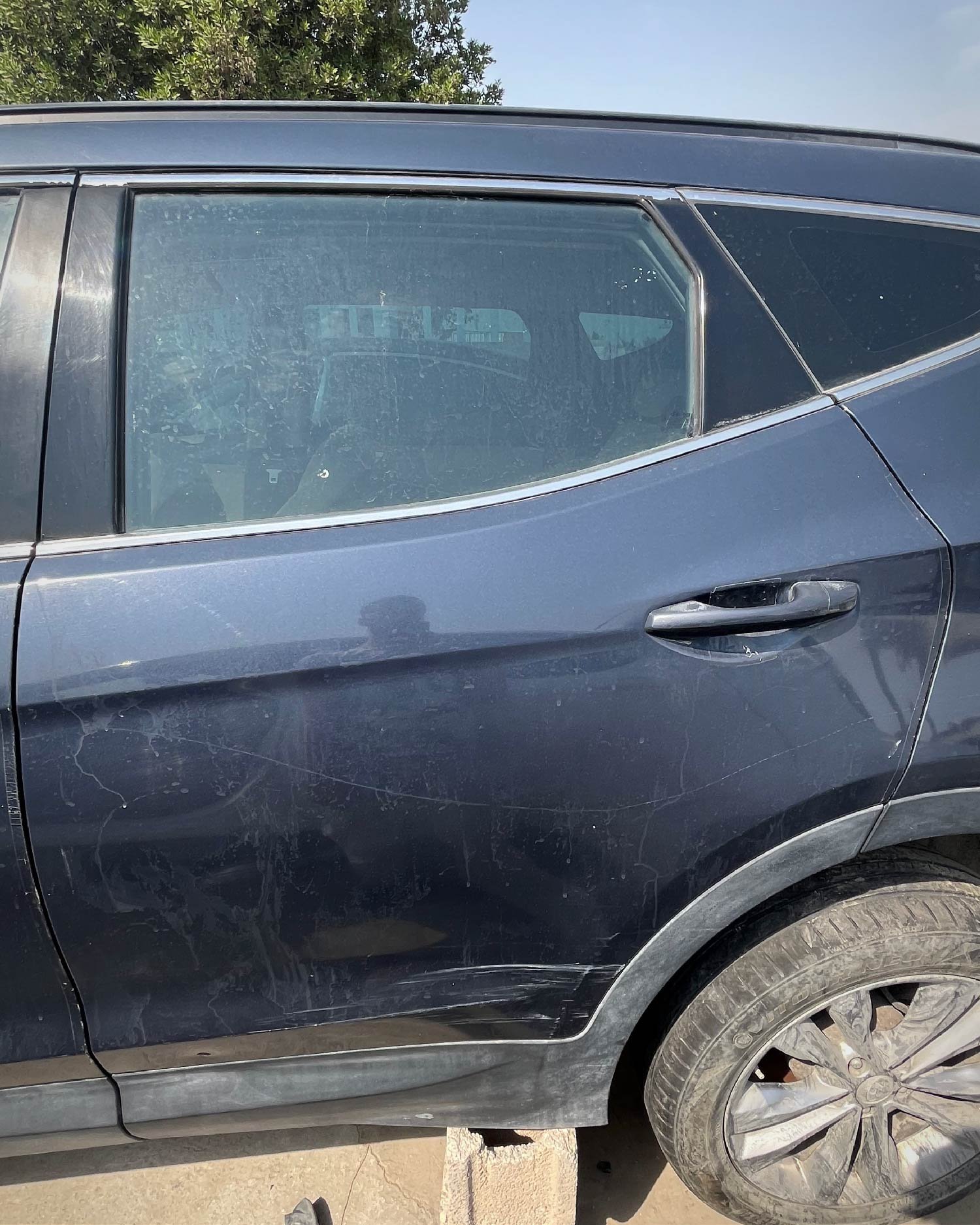 باب خلفي (يسار)